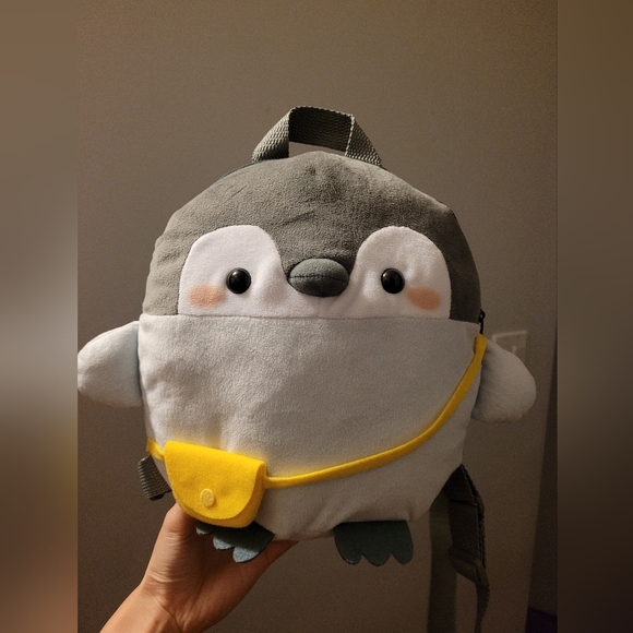 Koupen-chan small plush kids backpack penguin stuffed animal - Picture 1 of 2